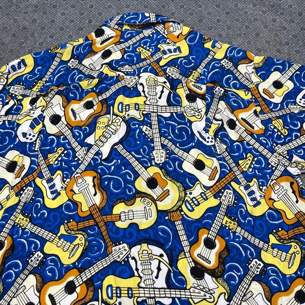 Vintage Mambo Loud Shirt Mens XL Blue Guitar Print Short‎ Sleeve Camp Shirt